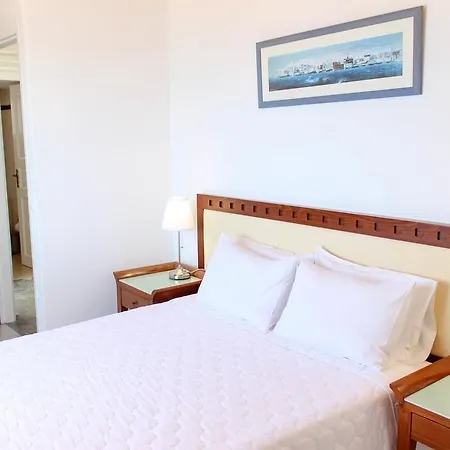 Oceania Hotel apartamentowy Tourlos